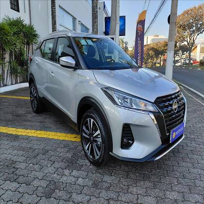 NISSAN KICKS PLAY 1.6 16V FLEXSTART SENSE XTRONIC NISSAN KICKS PLAY 1.6 16V FLEXSTART SENSE XTRONIC